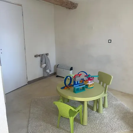 Ma Petite Chaumiere *